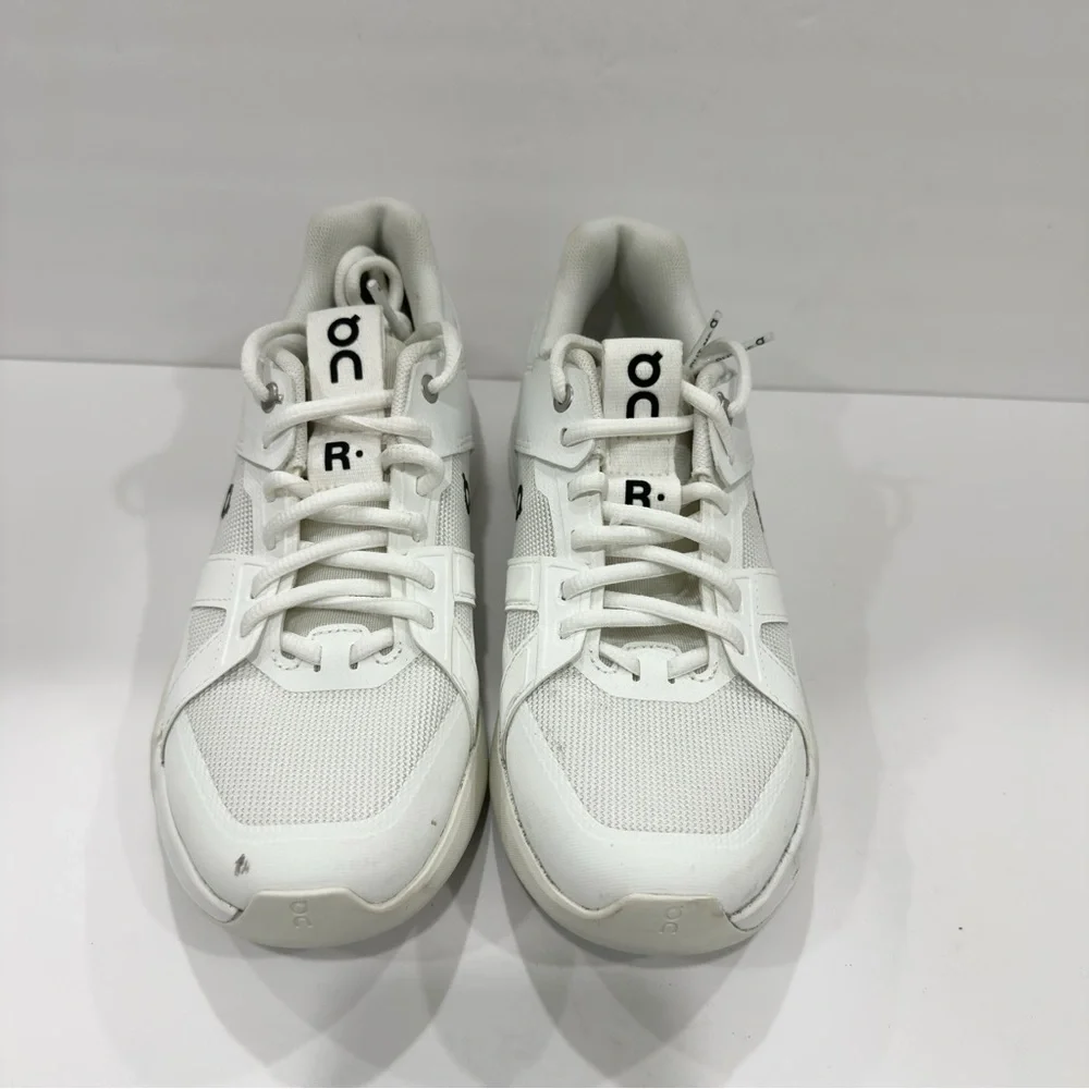 On The Roger Clubhouse Pro Tennis Or Pickleball Shoes In White | Size 7